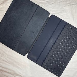 Apple Smart Keypad Folio (12.9 in)